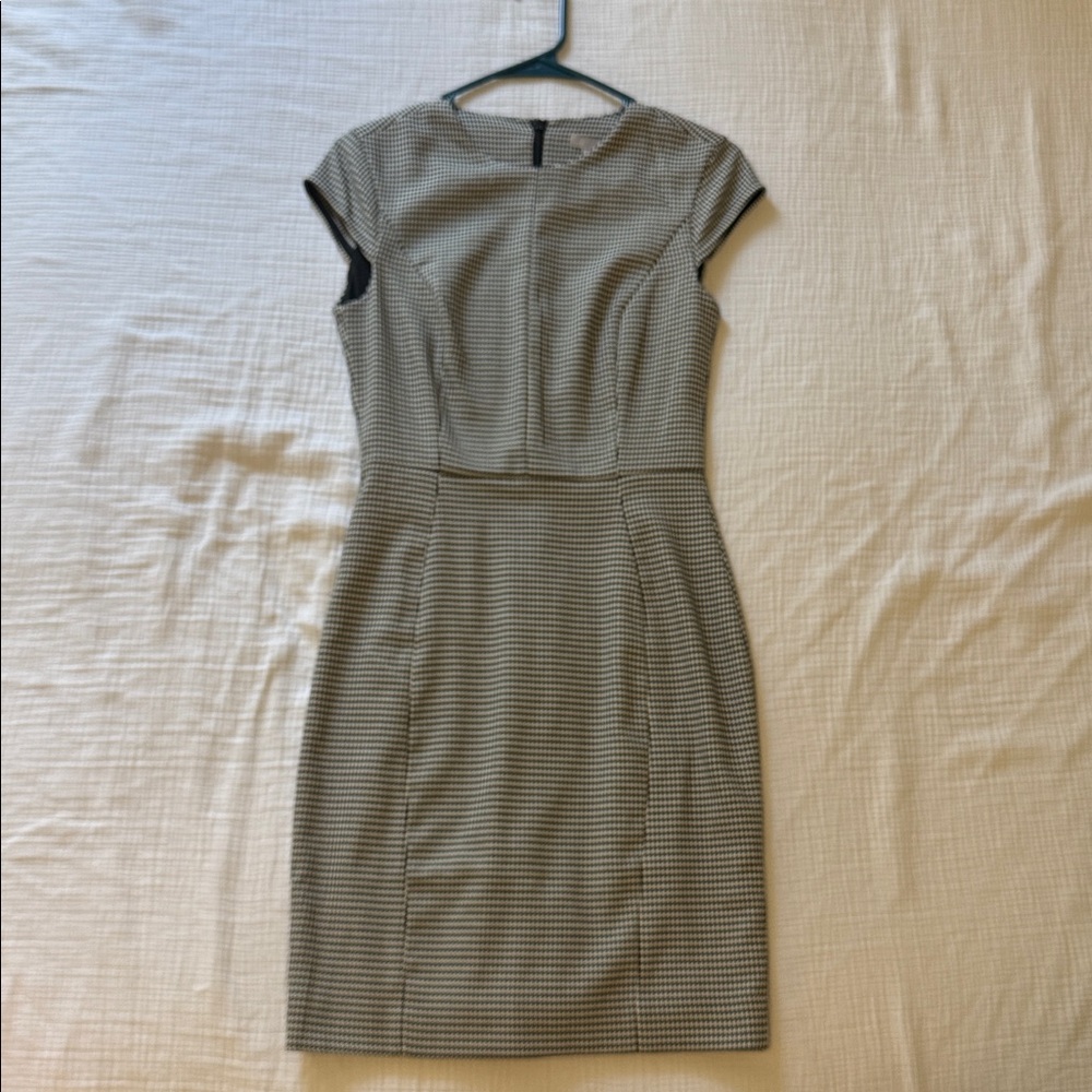 H&M Houndstooth Cap Sleeve Dress - New !